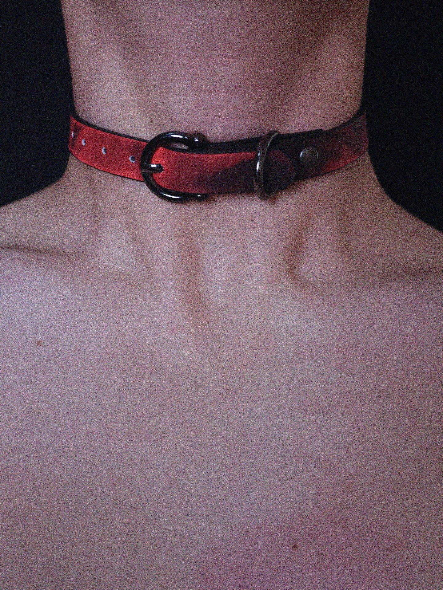 Color-Shift Leather Choker Necklace